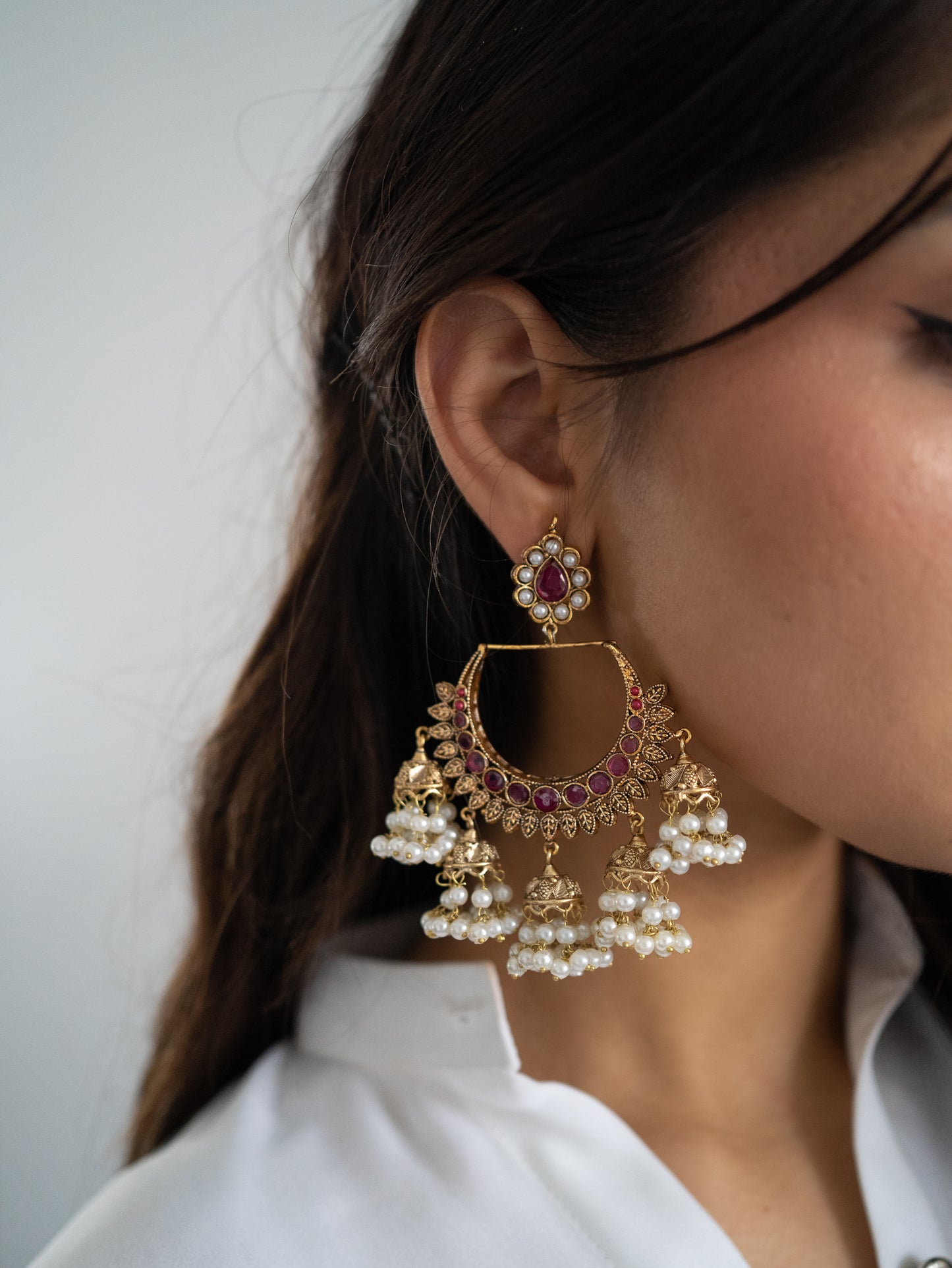 Pari Earrings