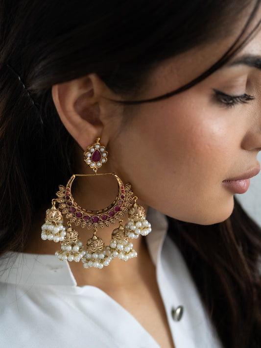 Pari Earrings