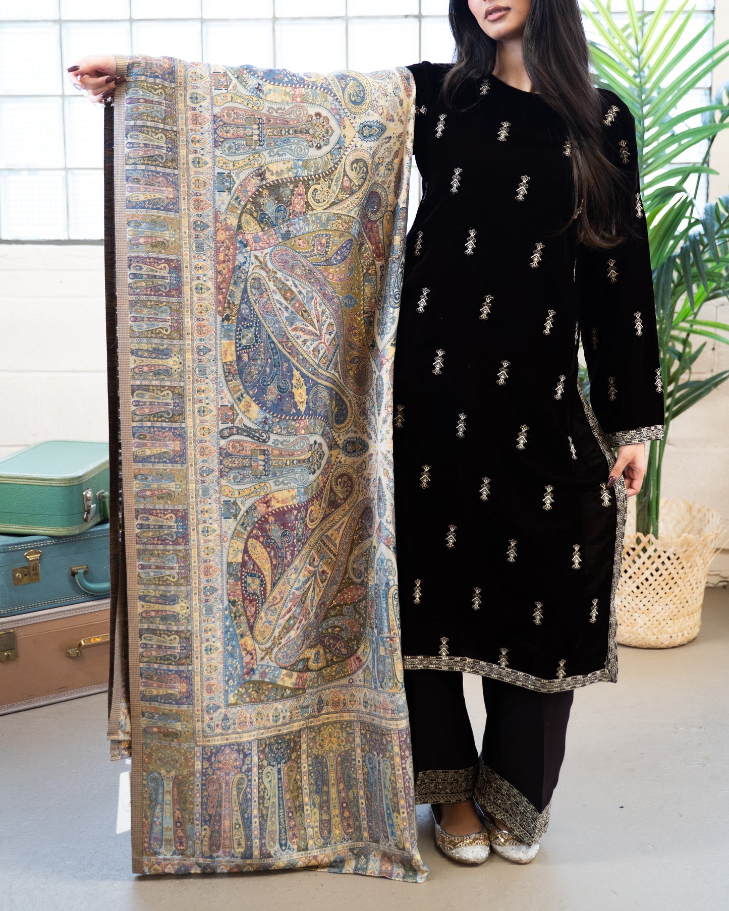 Nausheen Kani Silk Shawl