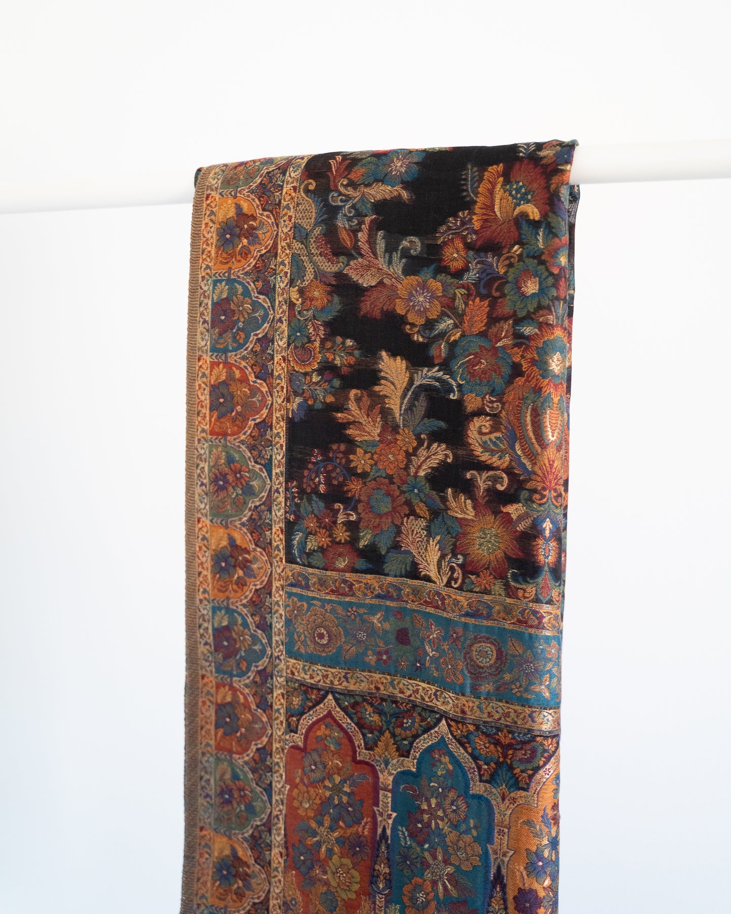 Mehek Kani Silk Shawl