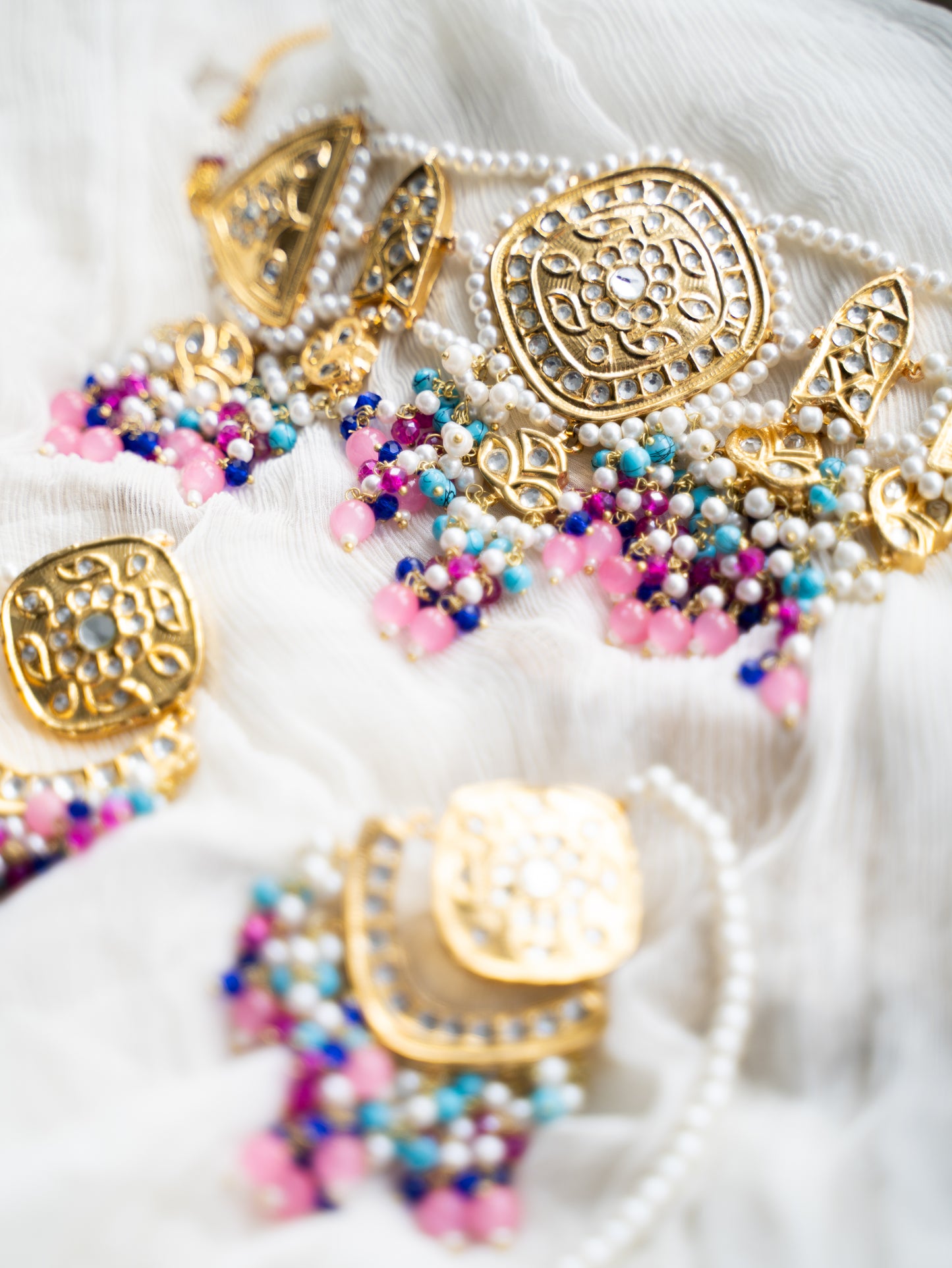 Wafa Choker and Earrings Set