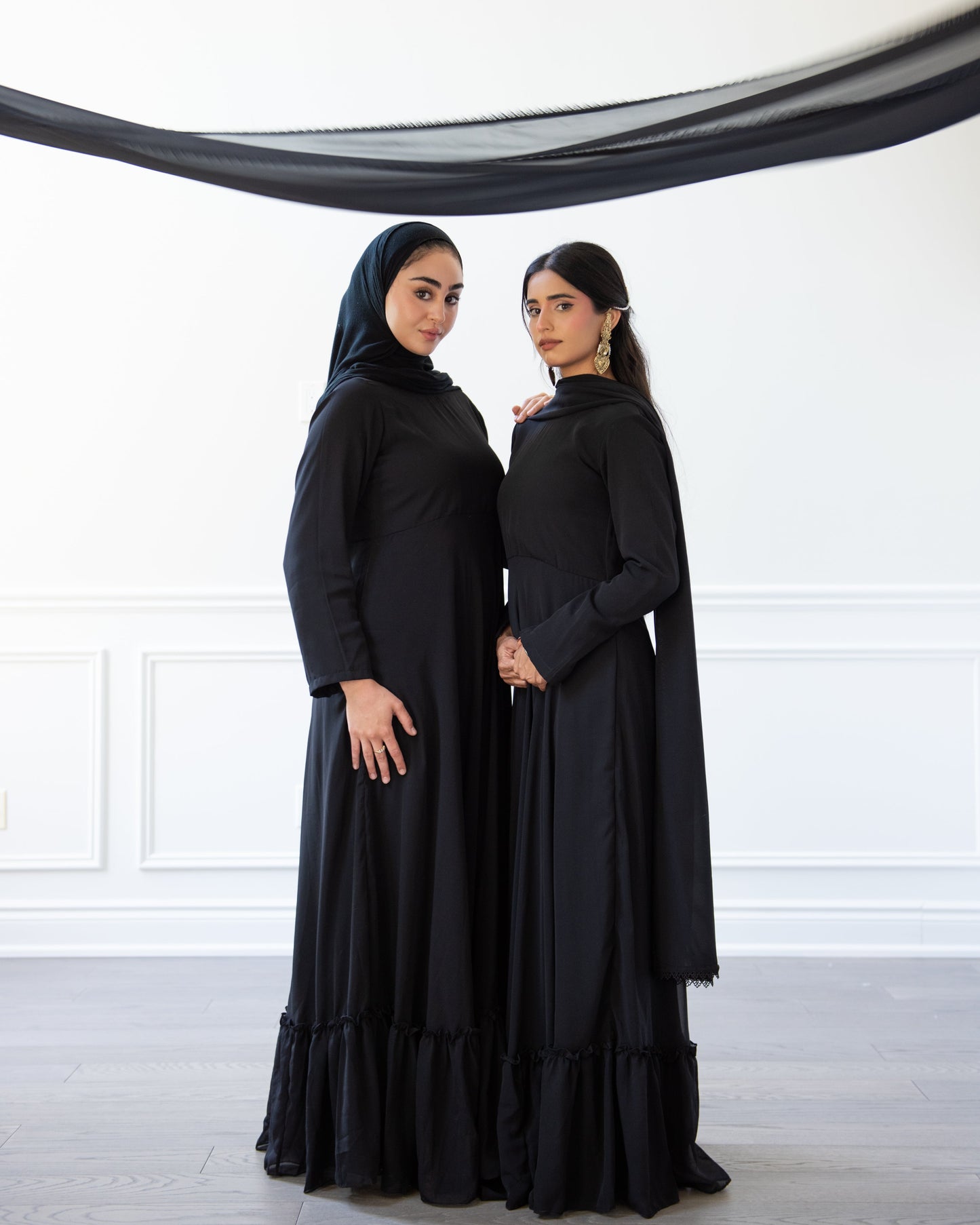 Payal - Maxi Dress + Scarf