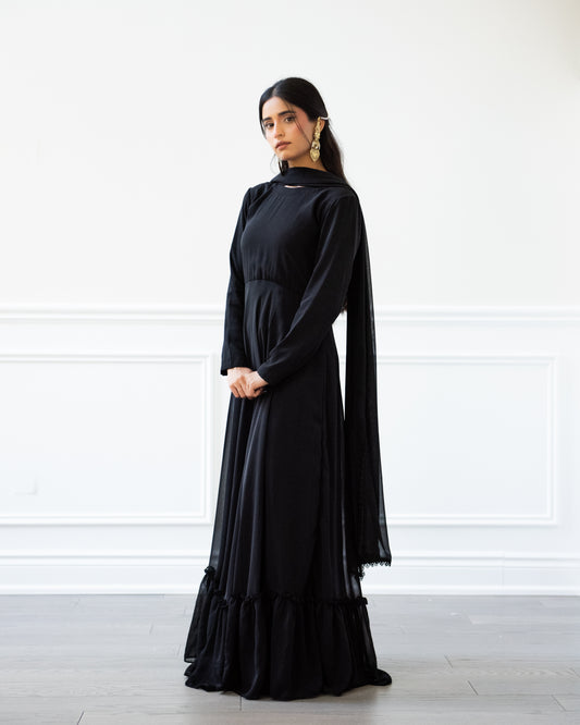 Payal - Maxi Dress + Scarf