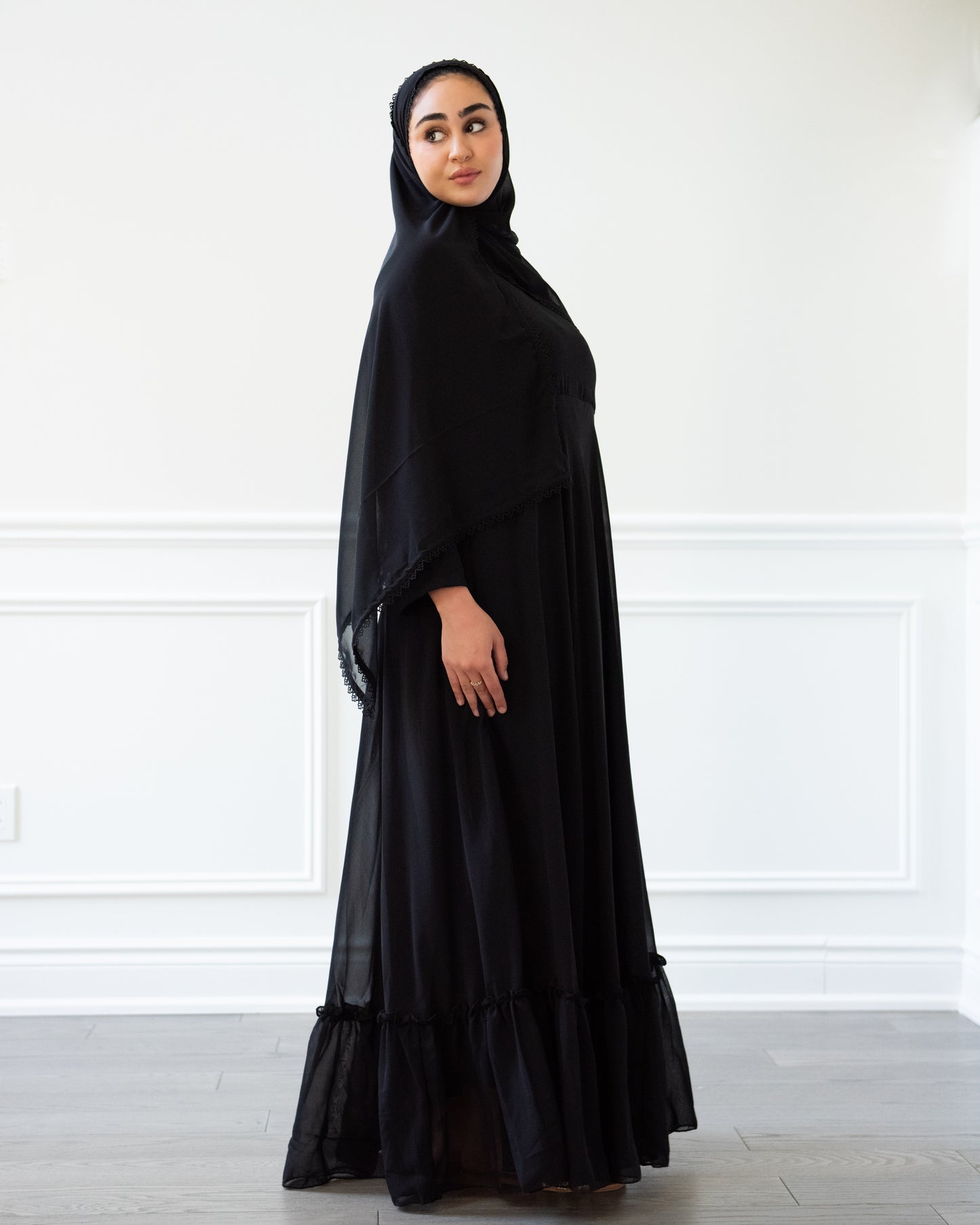 Payal - Maxi Dress + Scarf