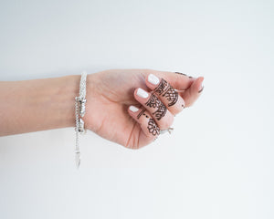 MEENA - PURE SILVER KARA (BRACELET)