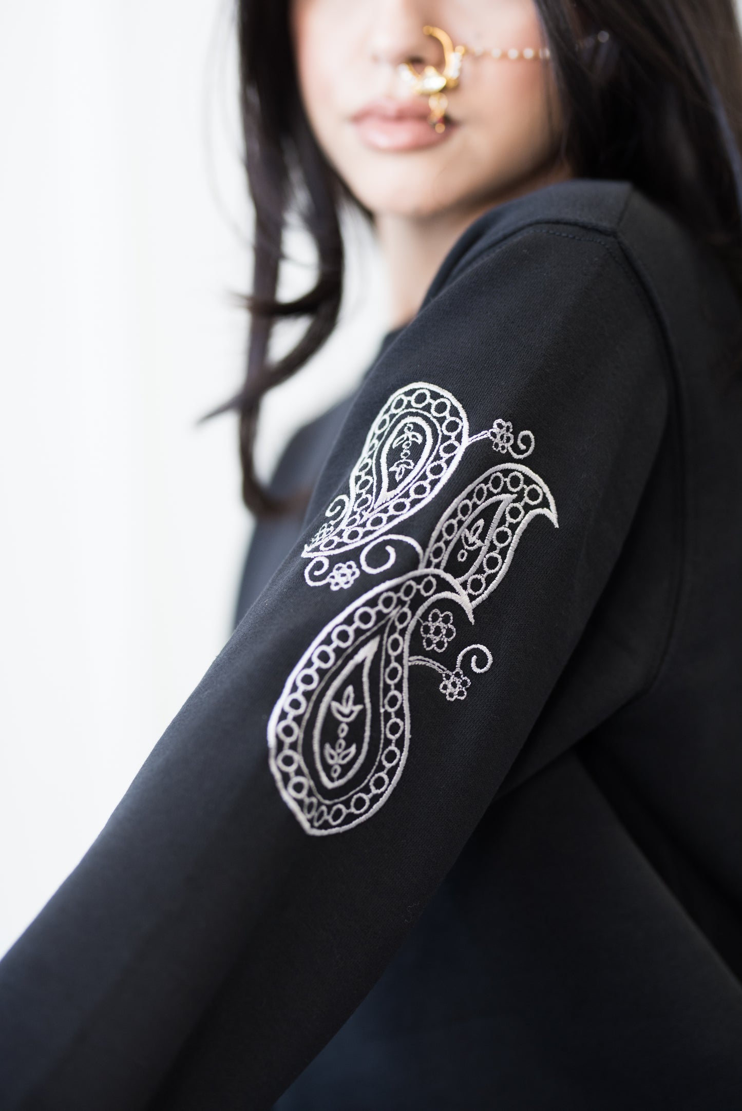 RAAT - Long Sleeved Sweat Shirt