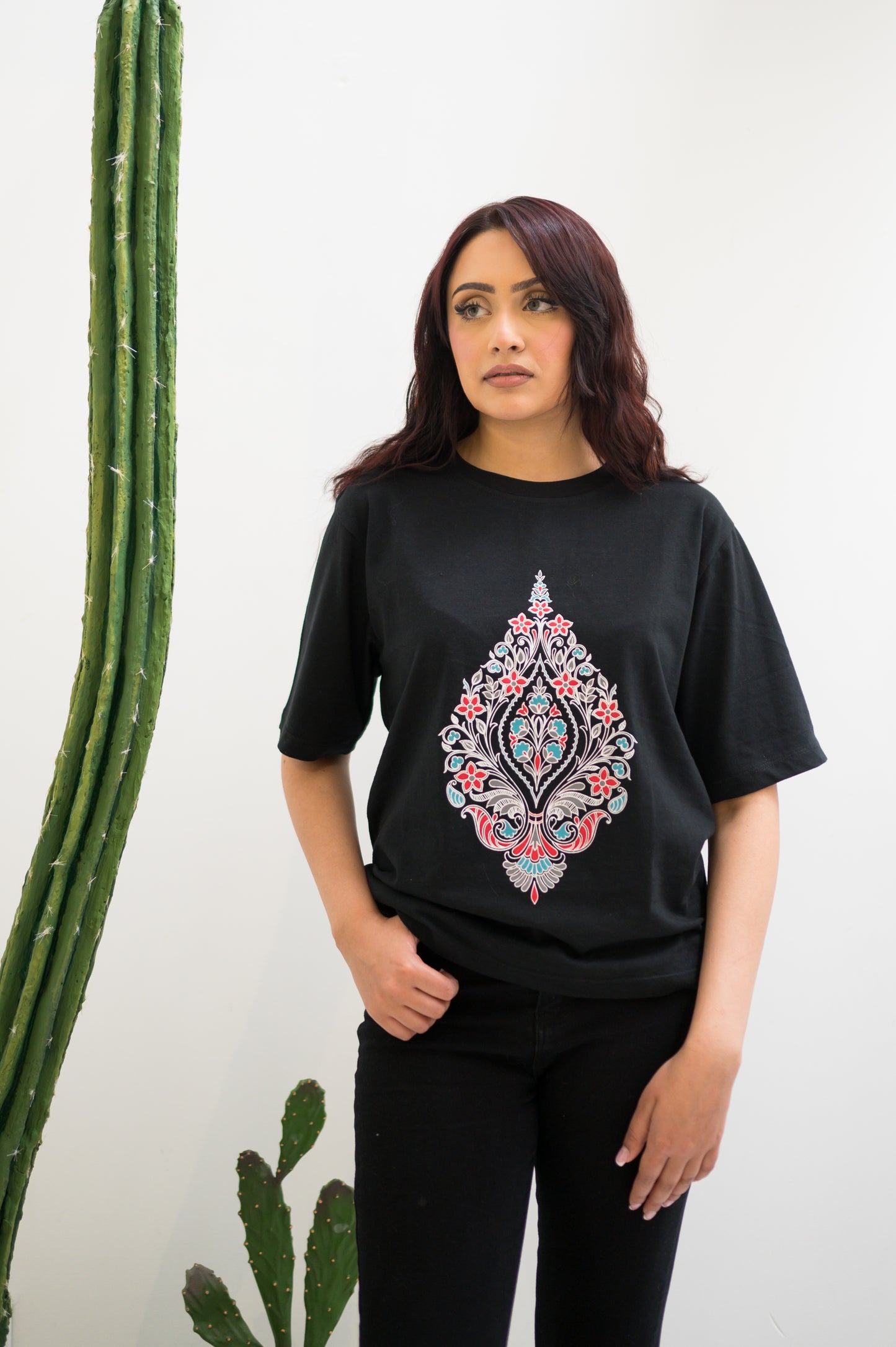 NADIYA - Black Short Sleeved T-Shirt